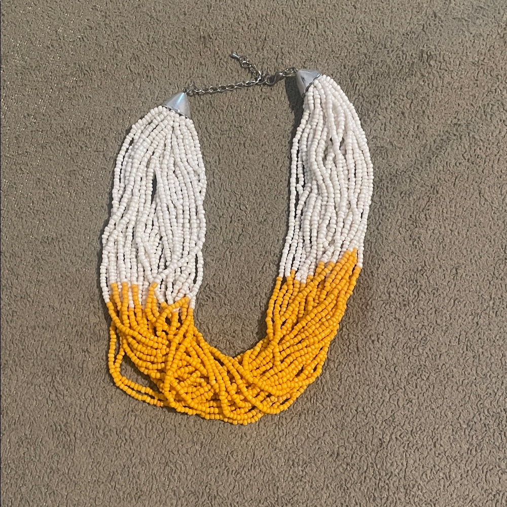 2000s White and Yellow Beaded Necklace